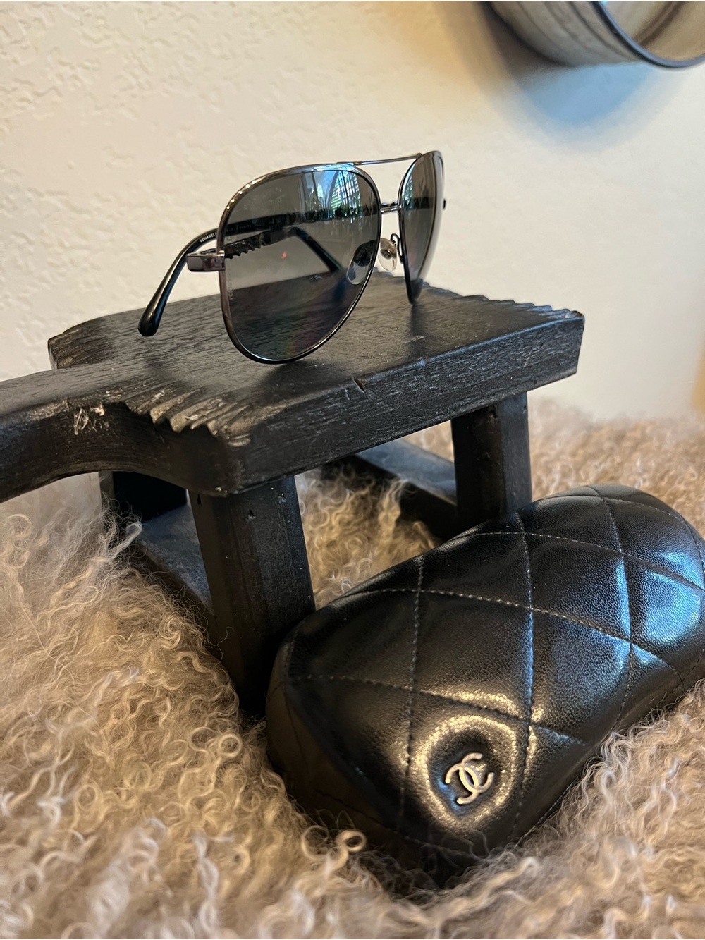 CHANEL Black Quilted Polarized Sunglasses Silver-Frame Aviators Style 4194